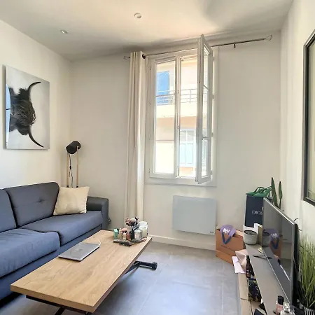 Golfe-Juan : Super Appartement Proche De La Mer Apartment
